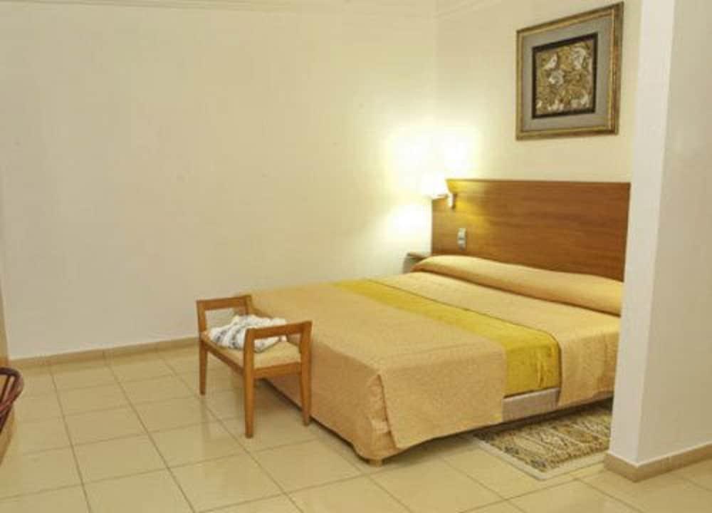 Hotel Eden Airport El Kerma Zewnętrze zdjęcie